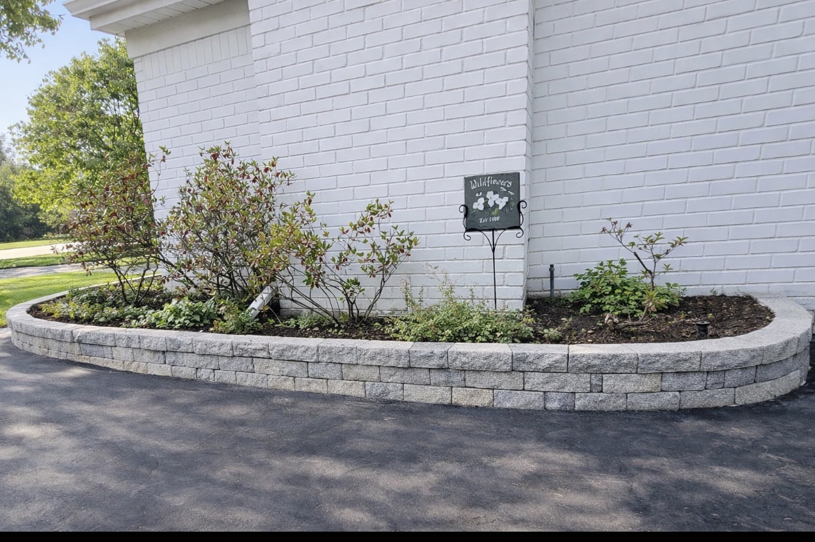 Walkway & Retaining Walls – Photo 7
