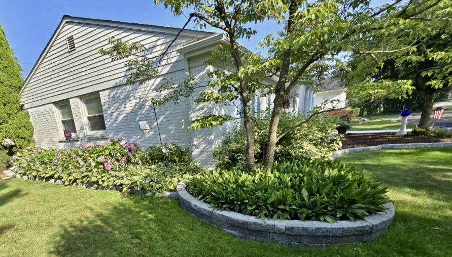 Walkway & Retaining Walls – Photo 2